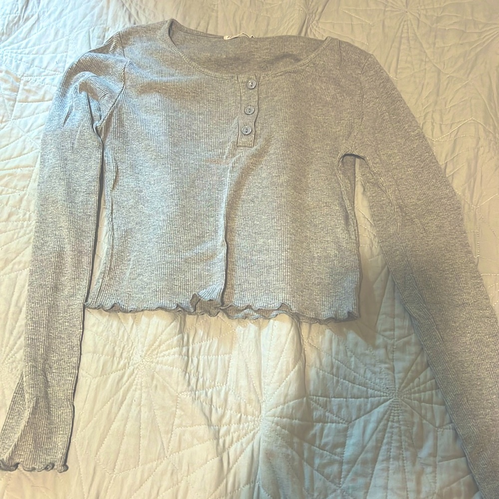 Cute crop top!
